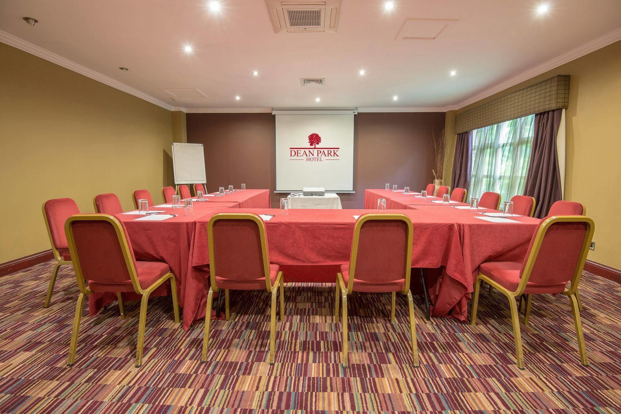 Dean Park Hotel Κιρκάλντυ Εξωτερικό φωτογραφία
