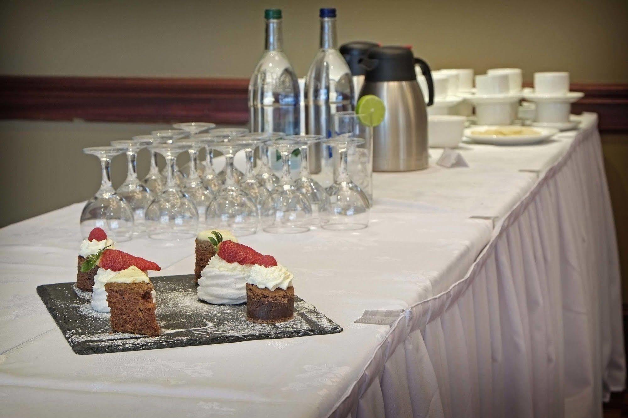 Dean Park Hotel Κιρκάλντυ Εξωτερικό φωτογραφία